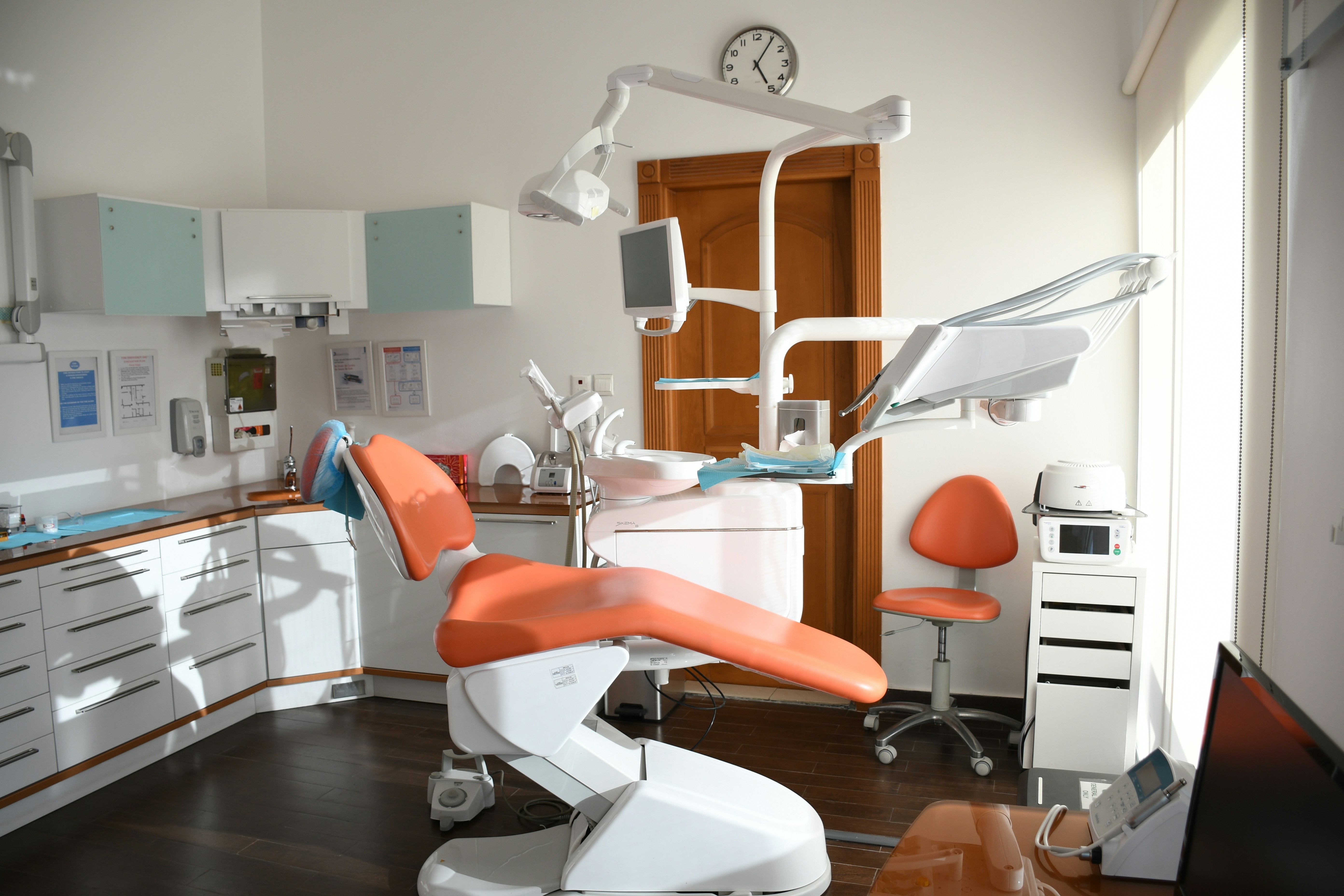 SmileBright Dental Clinic logo